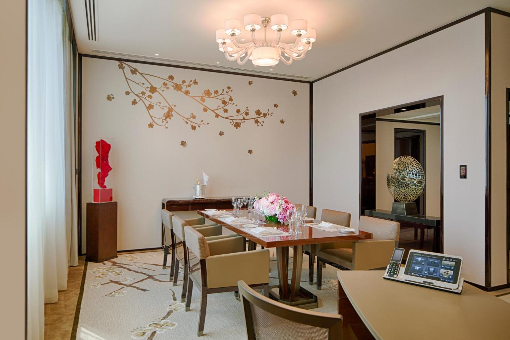 The Peninsula Hotel
